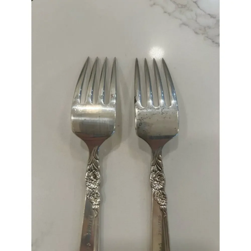 Vtg Oneida Prestige Gay Adventure 1955 Silver Plated MCM Set Of 2 Dinner‎ Forks
